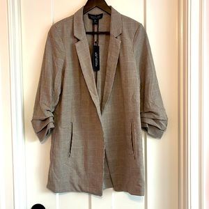 NWT Rachel Zoe blazer. Size M.